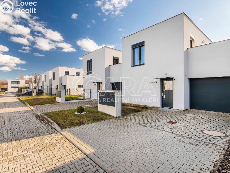 Prodej rodinného domu Praha, Kurta Hubera 1067/11 č. 3