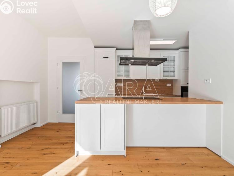 Prodej rodinného domu Praha, Kurta Hubera 1067/11 č. 7