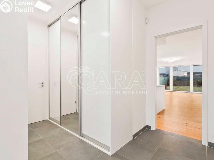 Prodej rodinného domu Praha, Kurta Hubera 1067/11 č. 9