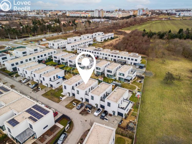 Prodej rodinného domu Praha, Kurta Hubera 1067/11 č. 30