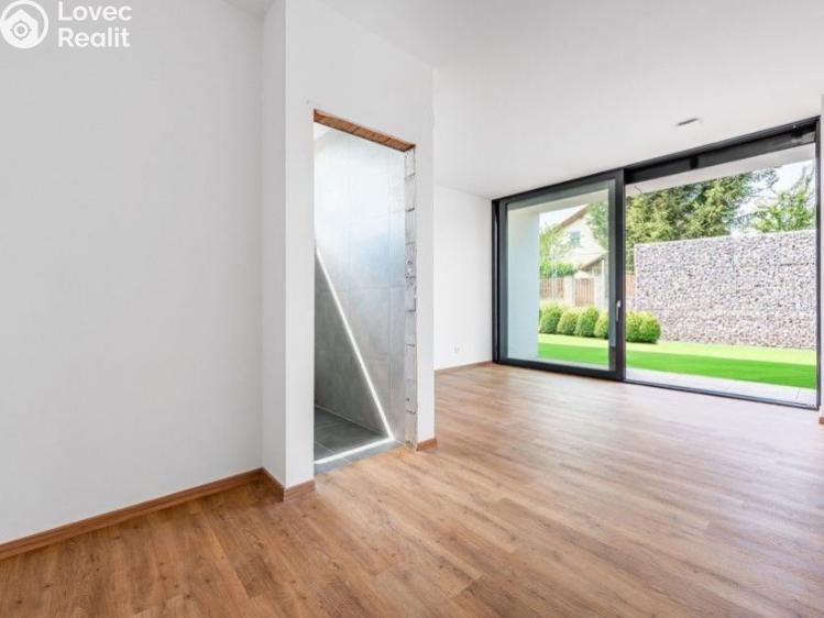 Prodej rodinného domu Ptice č. 8