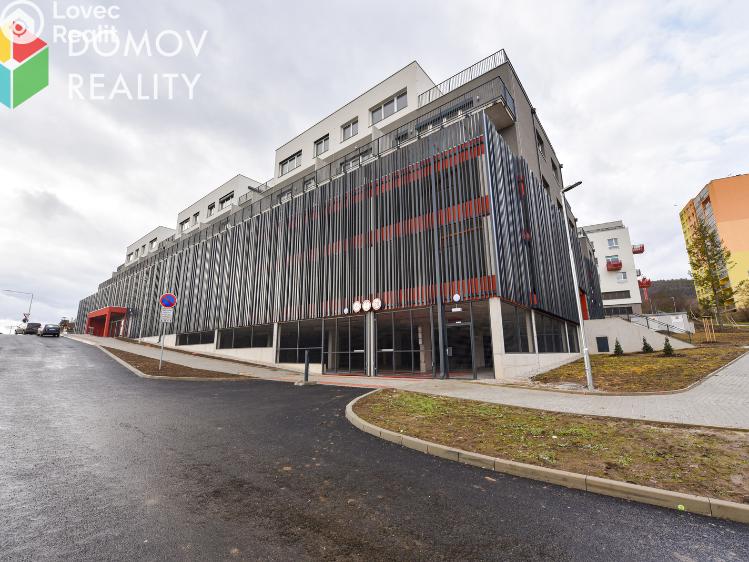 Prodej garážového stání Beroun, Nepilova 2111 č. 3