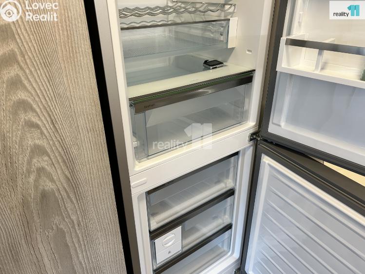 Rent apartment 3+KK Praha 15, Hornoměcholupská č. 22