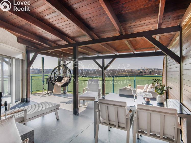 Prodej bytu 2+KK Praha, Tupolevova 741 č. 1