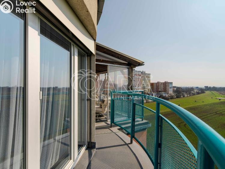 Prodej bytu 2+KK Praha, Tupolevova 741 č. 10