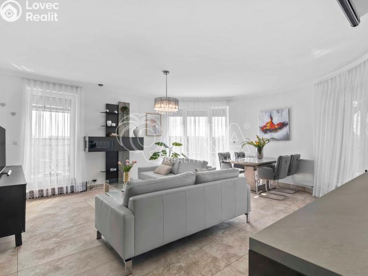 Prodej bytu 2+KK Praha, Tupolevova 741 č. 13