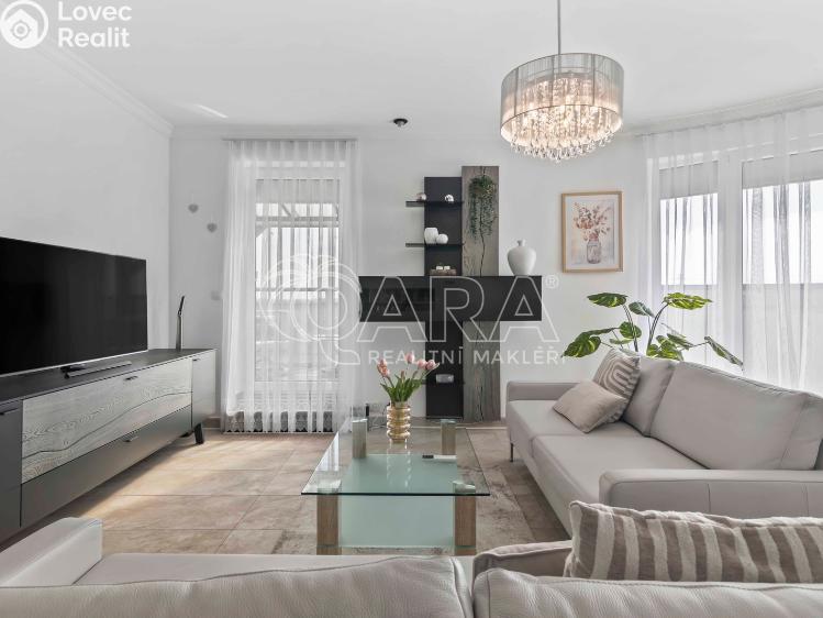 Prodej bytu 2+KK Praha, Tupolevova 741 č. 15