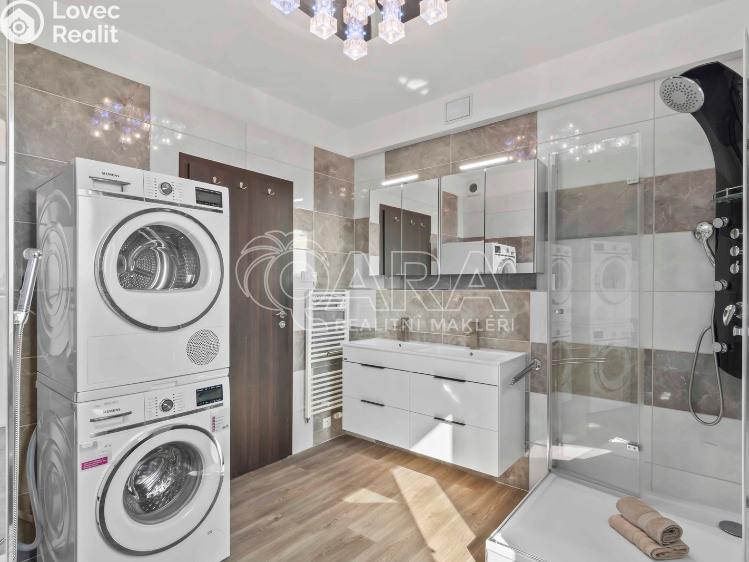 Prodej bytu 2+KK Praha, Tupolevova 741 č. 22