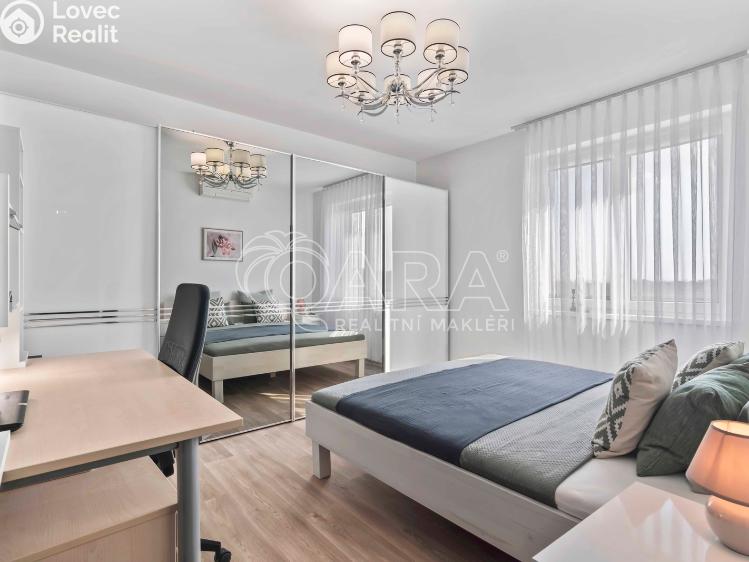 Prodej bytu 2+KK Praha, Tupolevova 741 č. 26