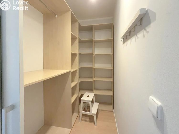 Оренда квартири 3+KK Praha, Prorektorská 672/6 č. 12