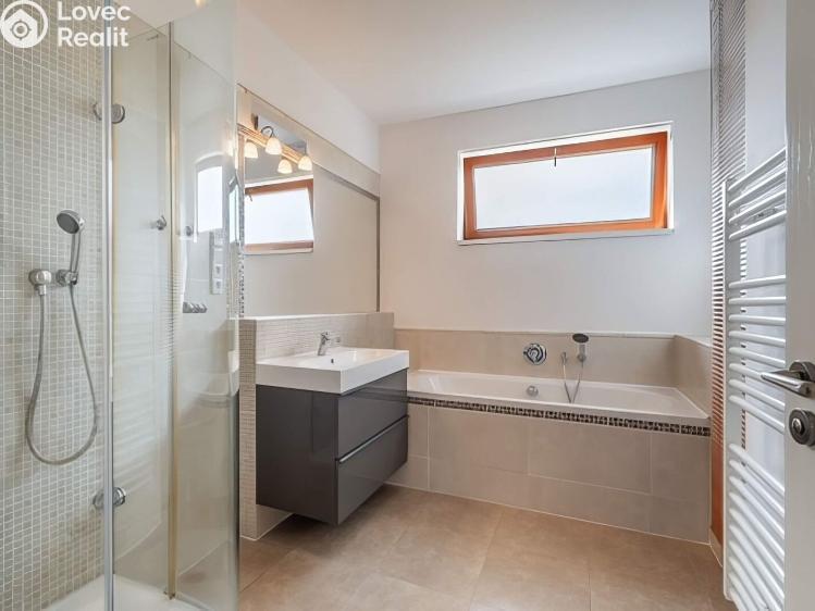 Оренда квартири 3+KK Praha, Prorektorská 672/6 č. 17