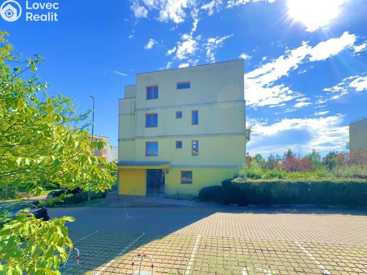 Pronájem bytu 3+KK Praha, Prorektorská 672/6 č. 24