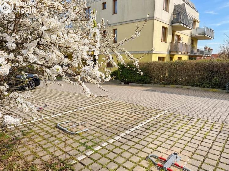 Pronájem bytu 3+KK Praha, Prorektorská 672/6 č. 27