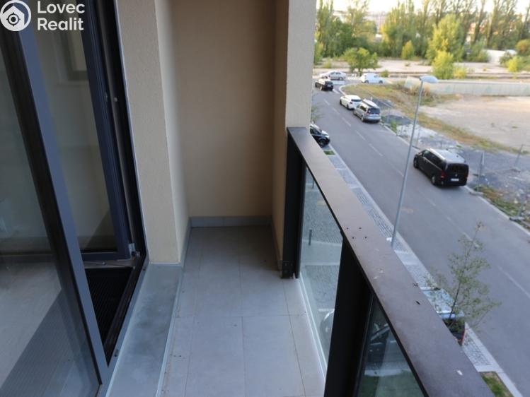 Rent apartment 1+KK Praha, U Mlýnského kanálu 699/18 č. 3