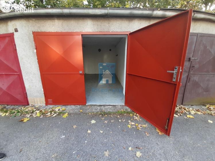Pronájem garáže Plzeň, Pařížská č. 1