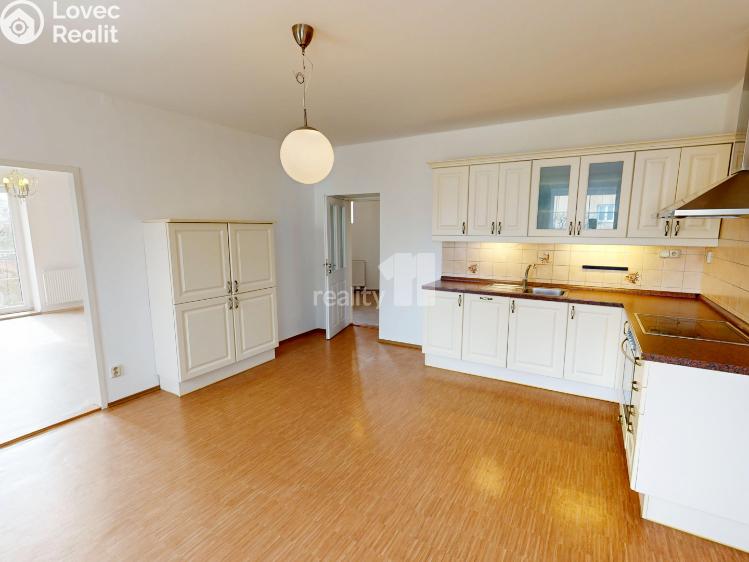 Prodej rodinného domu Křelovice č. 13