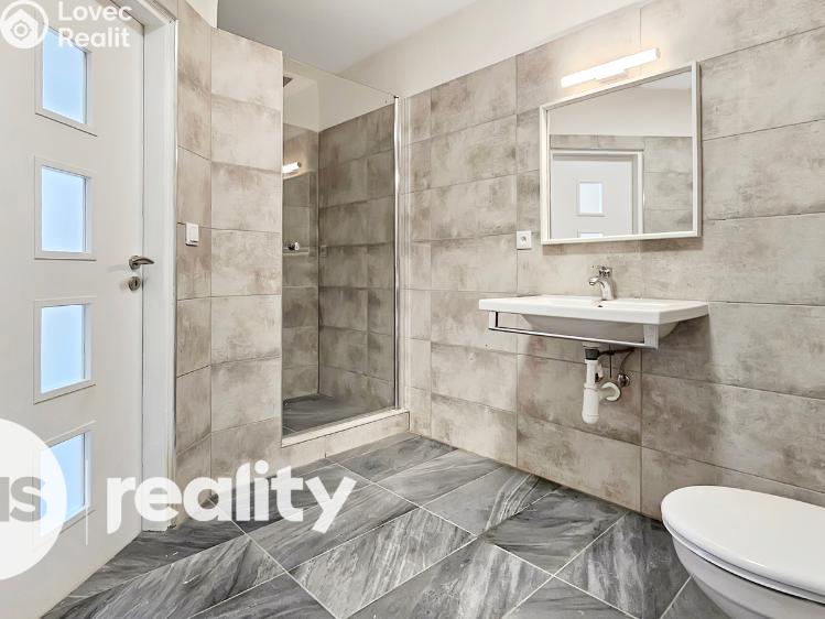 Pronájem bytu 3+1 Opava, Nákladní 400/16 č. 12