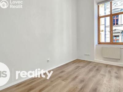 Pronájem bytu 3+1 Opava, Nákladní č. 5