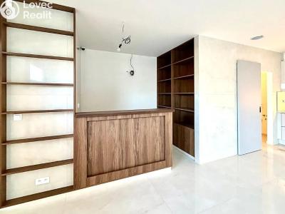 Prodej obchodního prostoru Praha, Za Karlínským přístavem č. 5