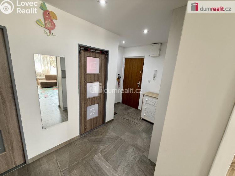 Prodej bytu 3+KK Štětí, Obchodní č. 5