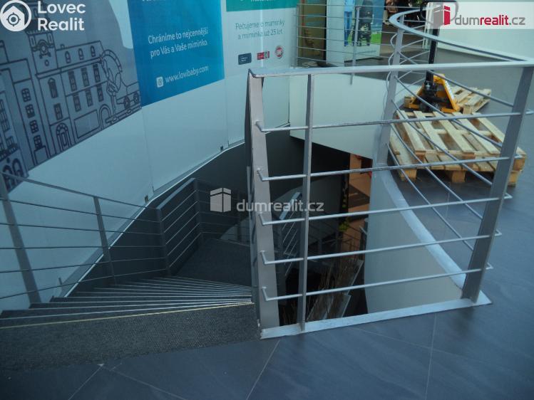 Rent commercial space Ostrava, Krmelínská č. 7