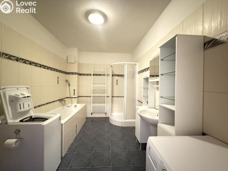 Pronájem bytu 3+KK Pardubice, Nerudova 2772 č. 9