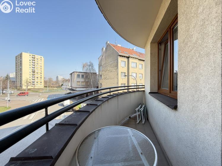 Pronájem bytu 3+KK Pardubice, Nerudova 2772 č. 10