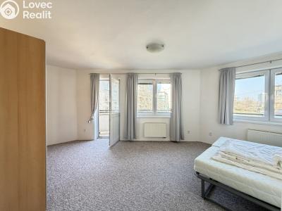Pronájem bytu 3+KK Pardubice, Nerudova 2772 č. 6