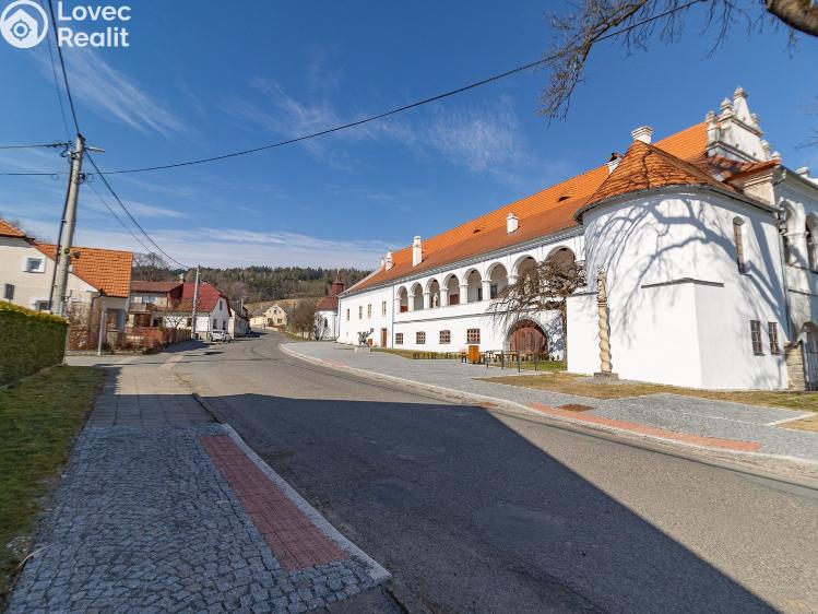 Prodej stavebního pozemku Mokrosuky č. 19