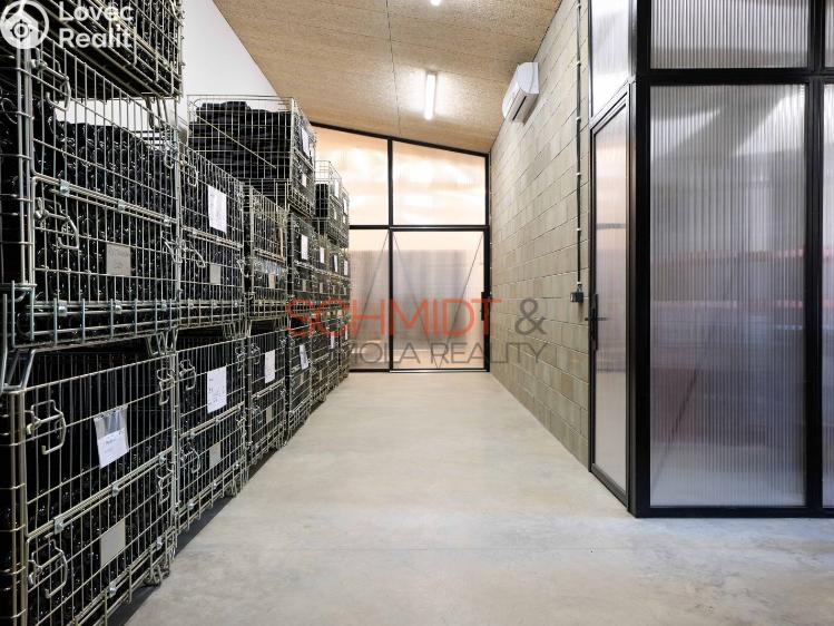 Prodej obchodního prostoru Břeclav, Pyskatého 3409/16 č. 8