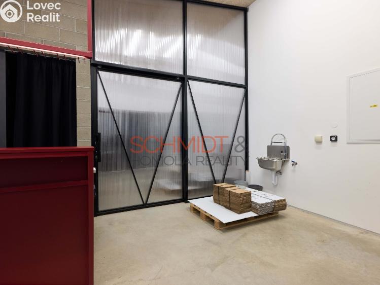 Prodej obchodního prostoru Břeclav, Pyskatého 3409/16 č. 13