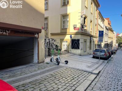 Pronájem garážového stání Praha, Krymská č. 6