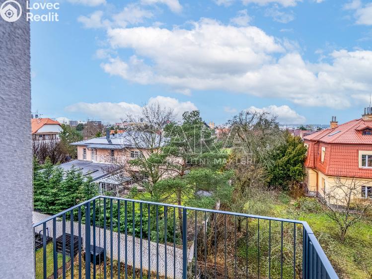 Prodej bytu 2+KK Praha, Ke Smíchovu 1278/32 č. 9