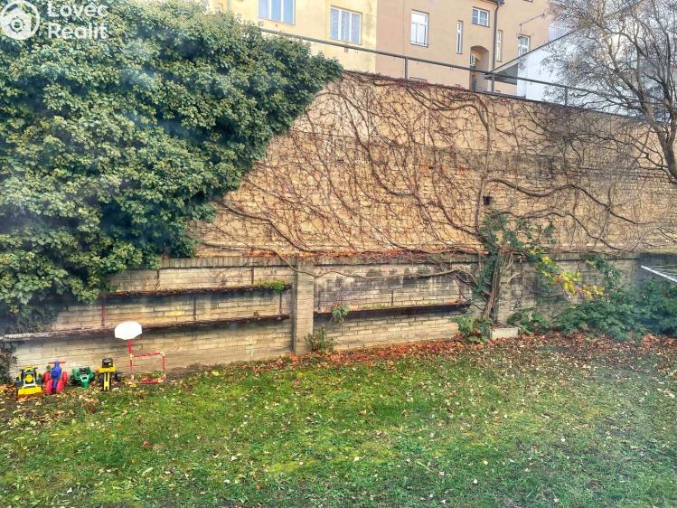 Prodej bytu 1+KK Praha, Na bitevní pláni 1131/50 č. 13