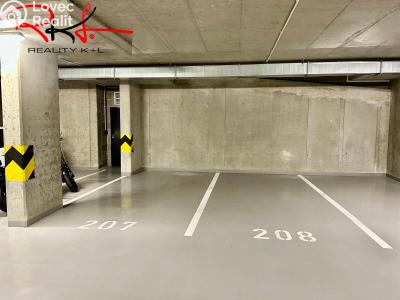 Prodej garážového stání Praha 10, Kardausova č. 3