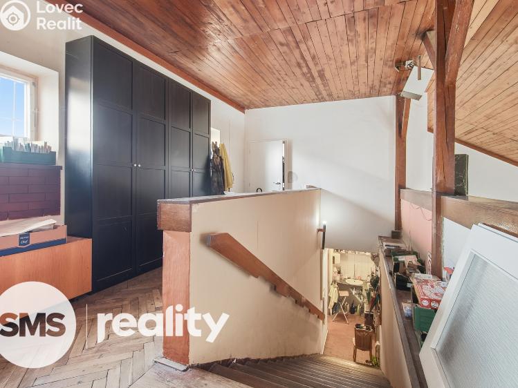 Продажа коммерческой недвижимости Březí, Dunajovická 15 č. 14