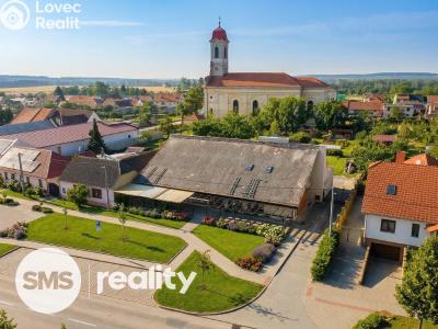 Продаж комерційної нерухомості Březí, Dunajovická 15 č. 25