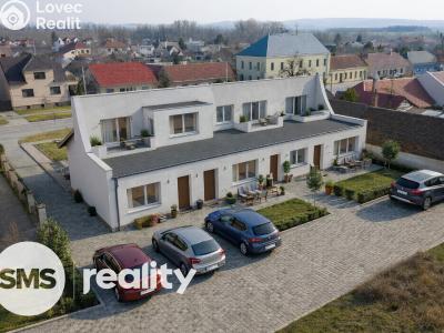 Продаж комерційної нерухомості Březí, Dunajovická 15 č. 31