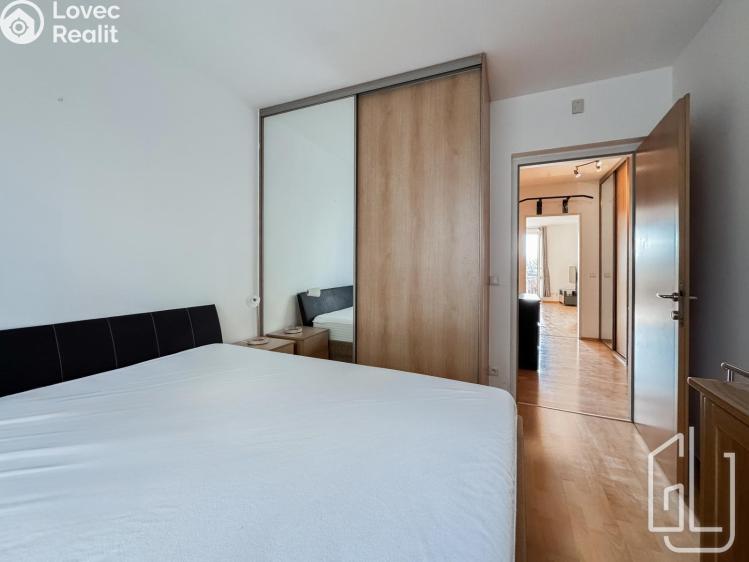 Pronájem bytu 2+KK Praha, U Zvonařky 2536/1a č. 9