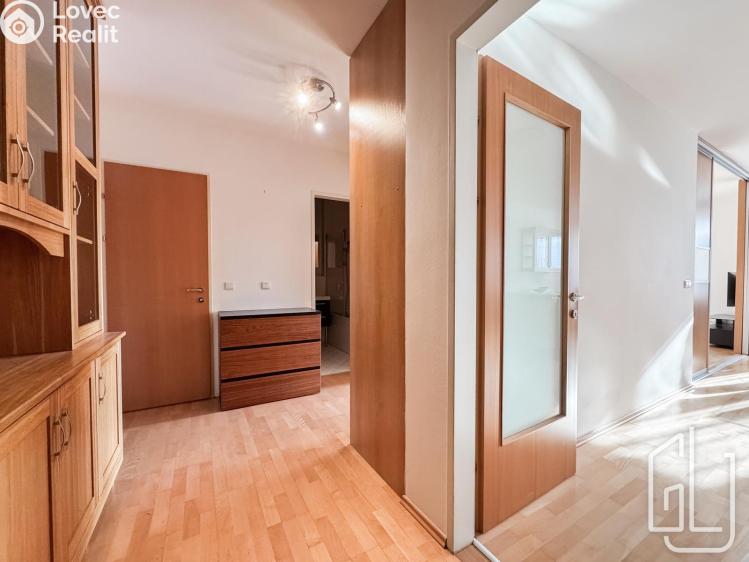 Pronájem bytu 2+KK Praha, U Zvonařky 2536/1a č. 18