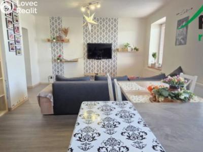 Продаж сімейного будинку Černošín, Stříbrská č. 2