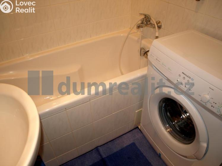 Pronájem bytu 2+1 Praha 10, Skřivanská č. 5