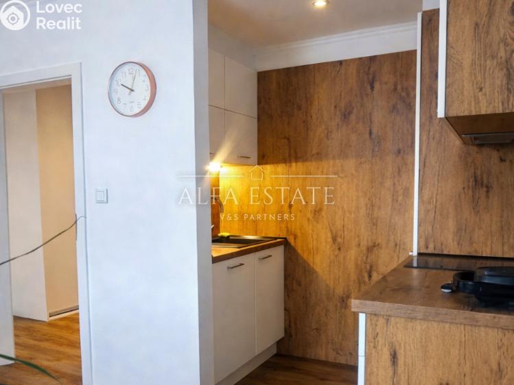 Prodej bytu 3+KK Karlovy Vary, Lomená č. 10