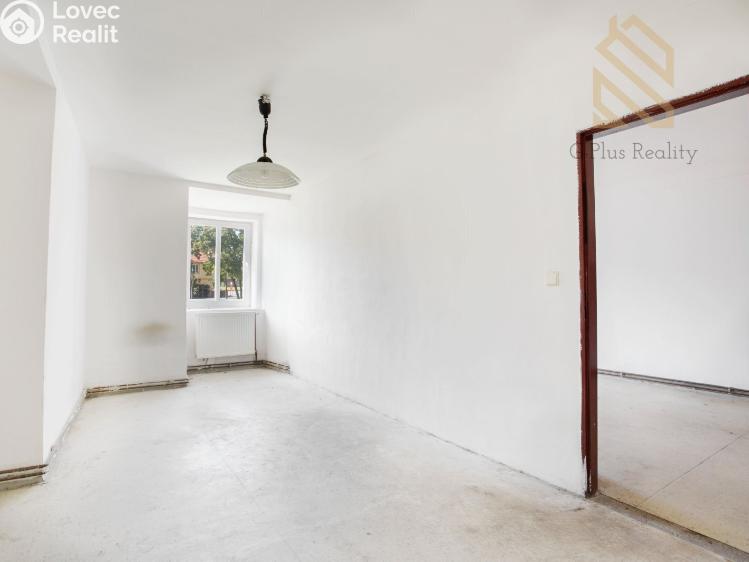 Prodej činžovního domu Smečno č. 12