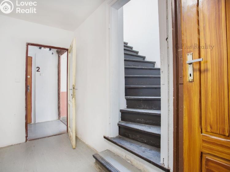 Prodej činžovního domu Smečno č. 14