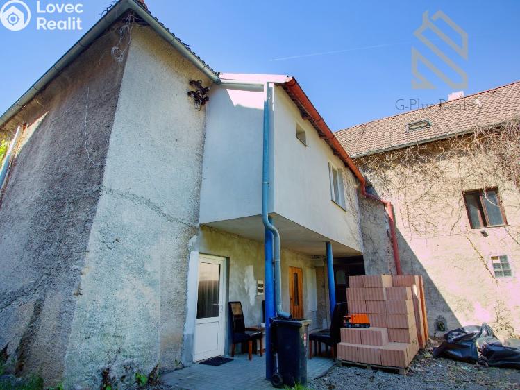 Prodej činžovního domu Smečno č. 17