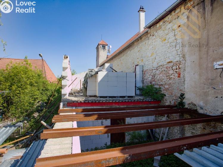 Prodej činžovního domu Smečno č. 21