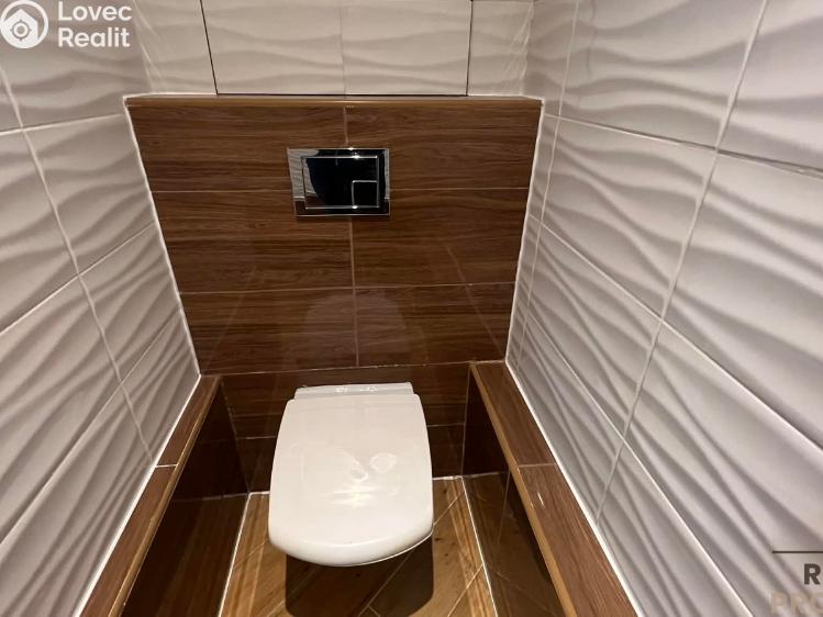 Sale apartment 4+1 Třinec, Sosnová č. 9