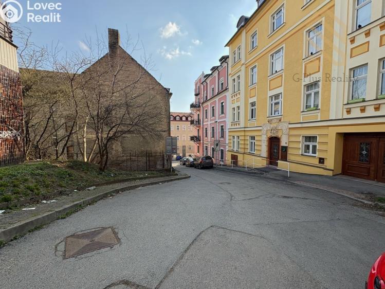 Prodej garáže Praha, Na viničce č. 3