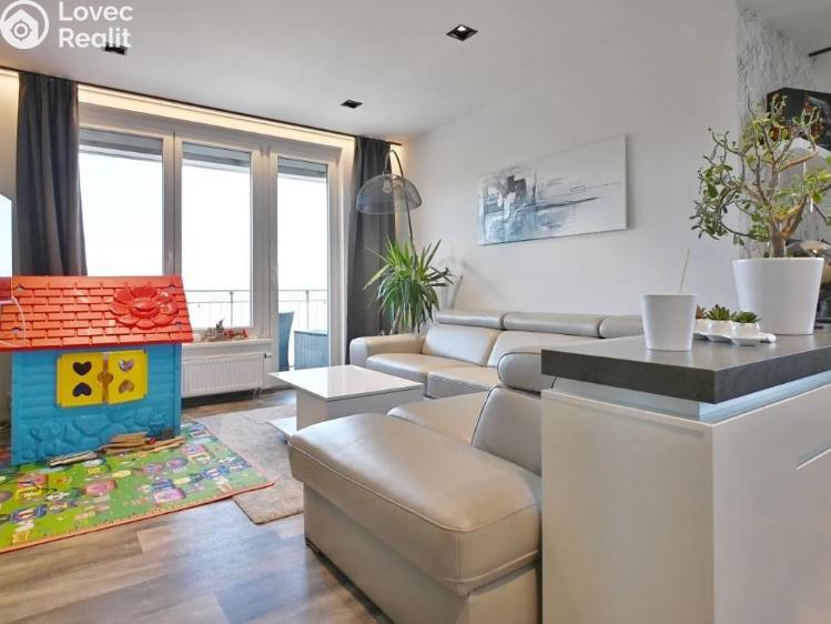 Prodej bytu 2+KK Praha, Marie Podvalové č. 2